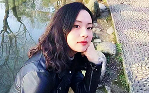 李女士