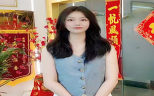 楊小姐
